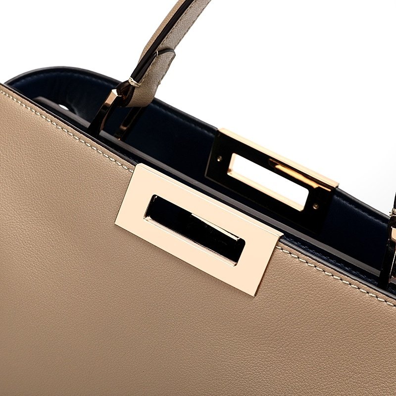 PEEKABOO MAXI - Image 6