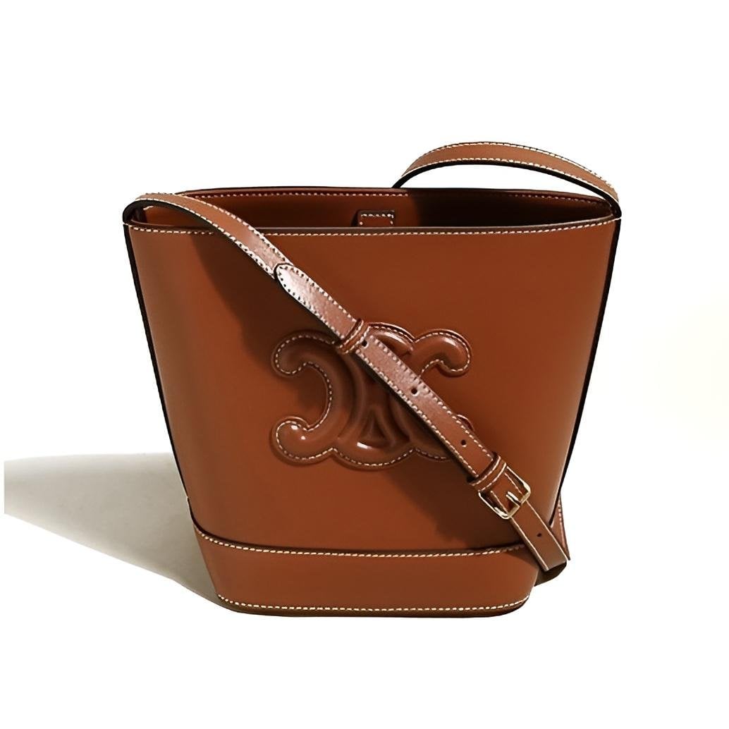 CUIR TRIOMPHE BUCKET BAG - Image 13